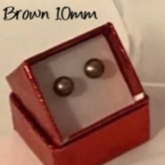 Swarovski Crystal Pearl 10mm earrings NEW - Picture 1 of 3